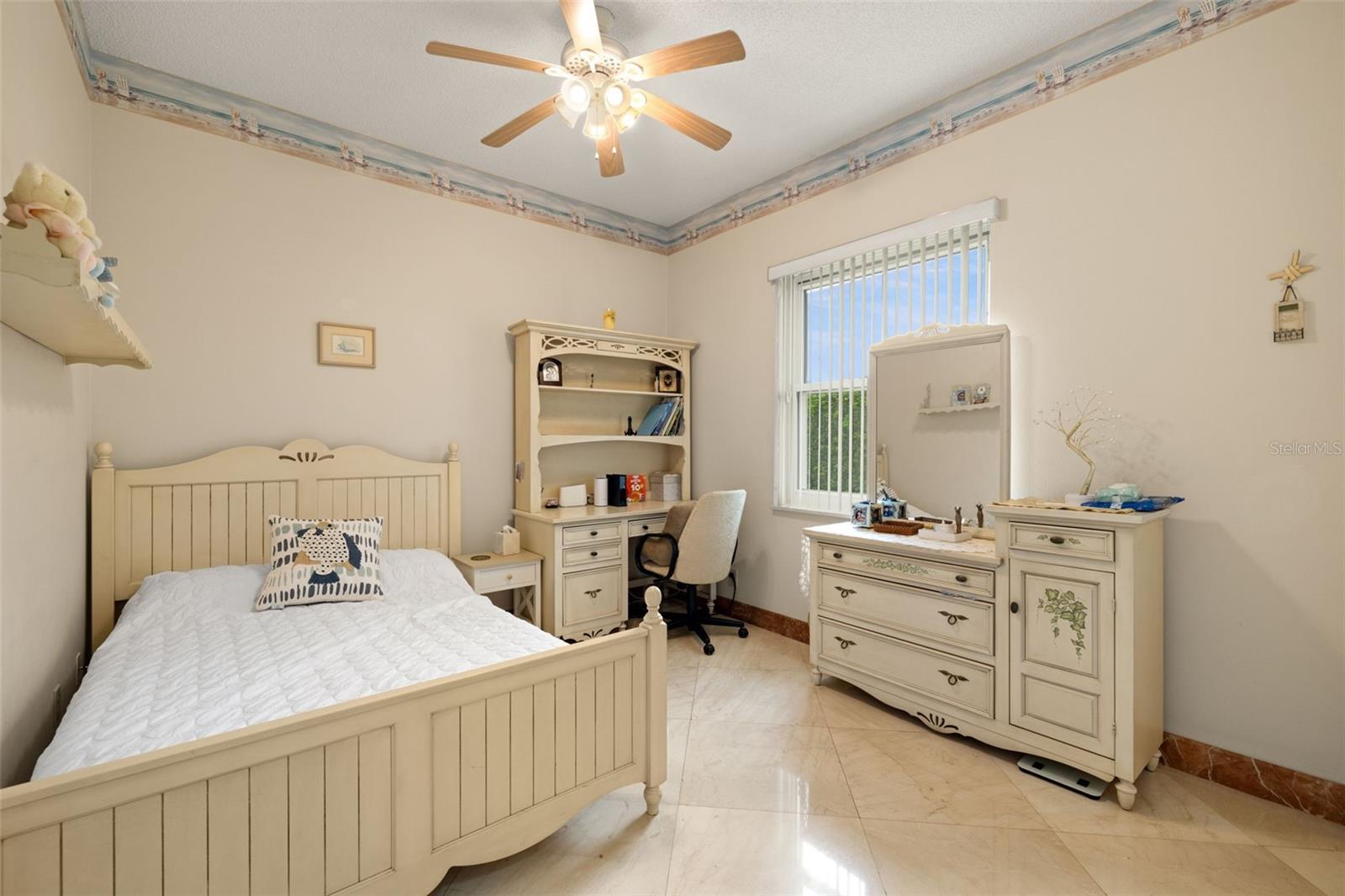 BOOT RANCH - EAGLE WATCH PH B-1 - Residential Lease