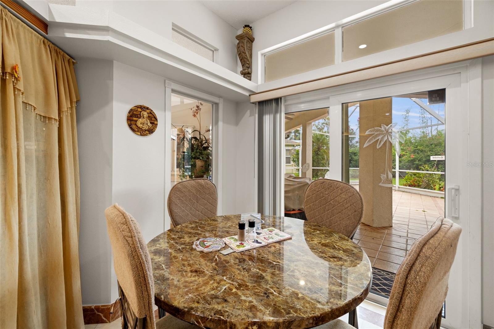 BOOT RANCH - EAGLE WATCH PH B-1 - Residential Lease