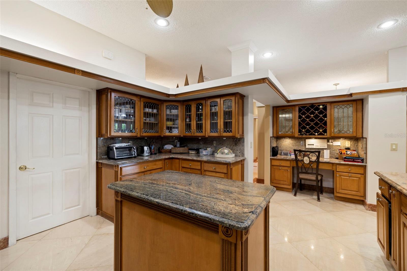 BOOT RANCH - EAGLE WATCH PH B-1 - Residential Lease