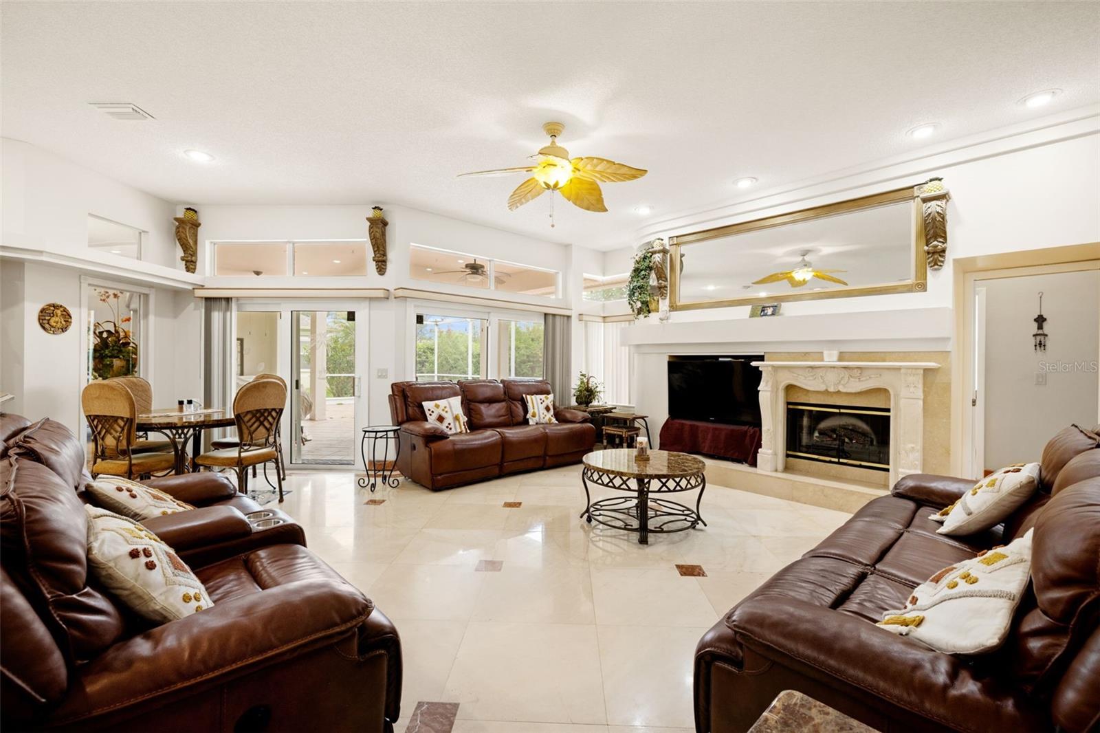 BOOT RANCH - EAGLE WATCH PH B-1 - Residential Lease