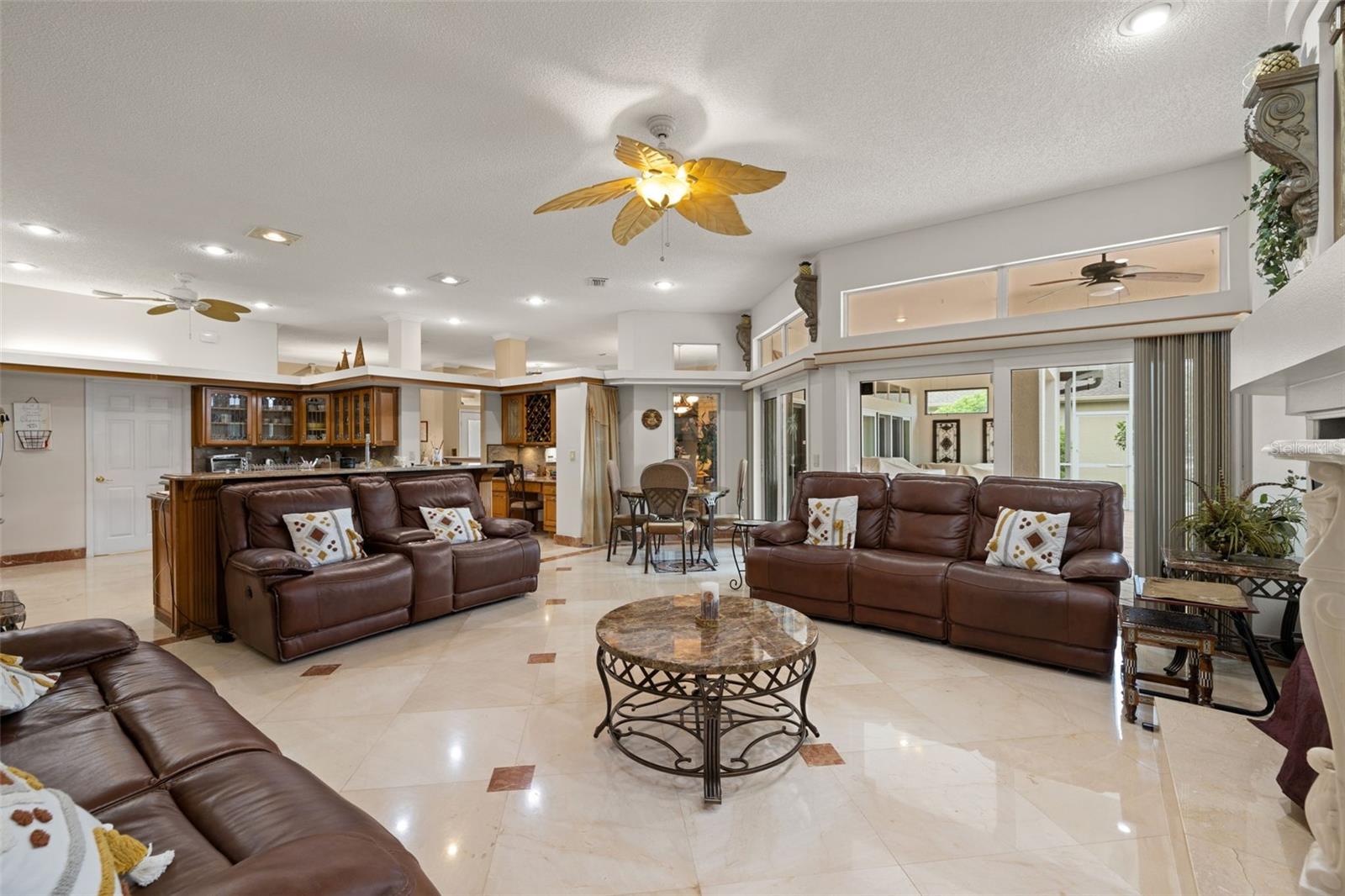 BOOT RANCH - EAGLE WATCH PH B-1 - Residential Lease