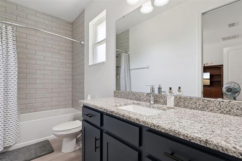 Tiny photo for 16816 Lakemont Avenue, Montverde, FL 34756 (MLS # G5110190)