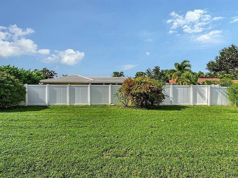 GULF GATE WOODS - Residential