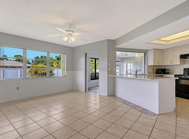 GULF GATE WOODS - Residential