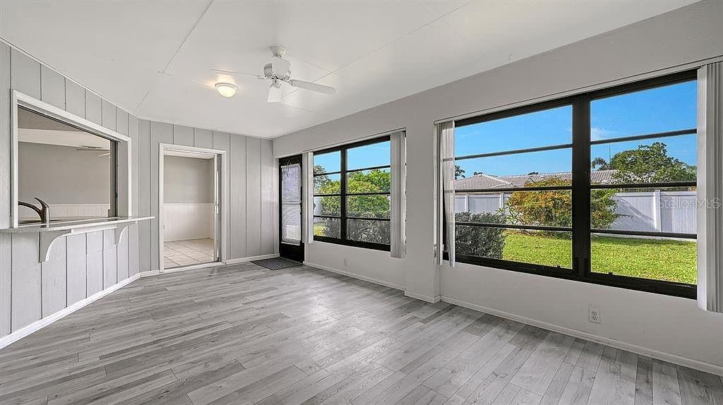 GULF GATE WOODS - Residential