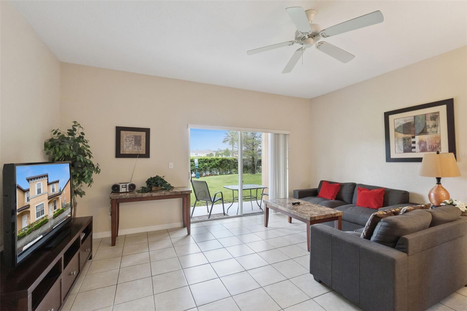 REGAL OAKS - Residential