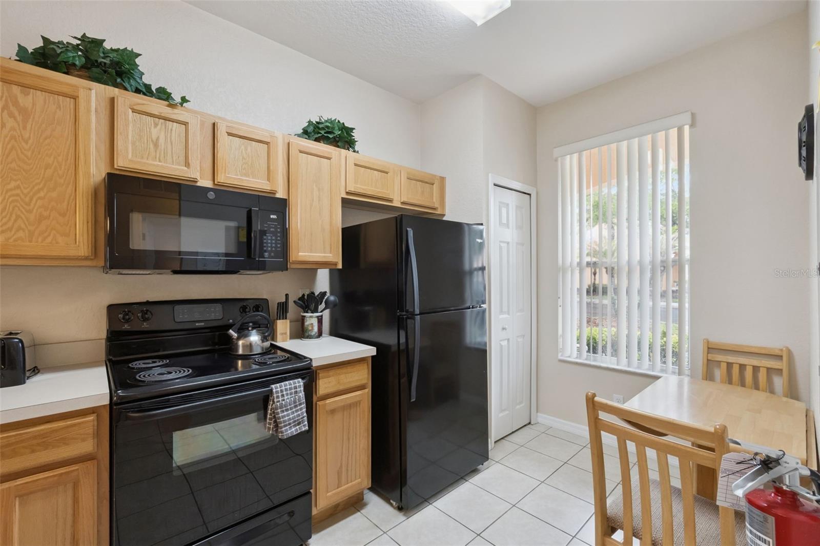 REGAL OAKS - Residential