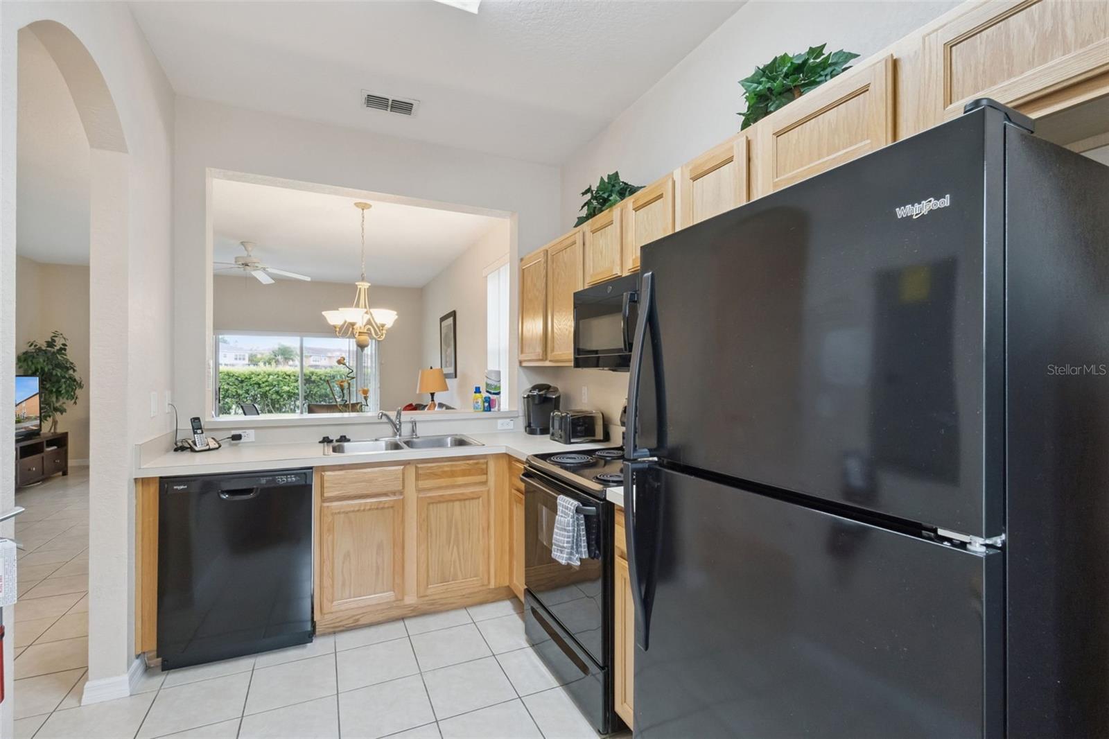 REGAL OAKS - Residential