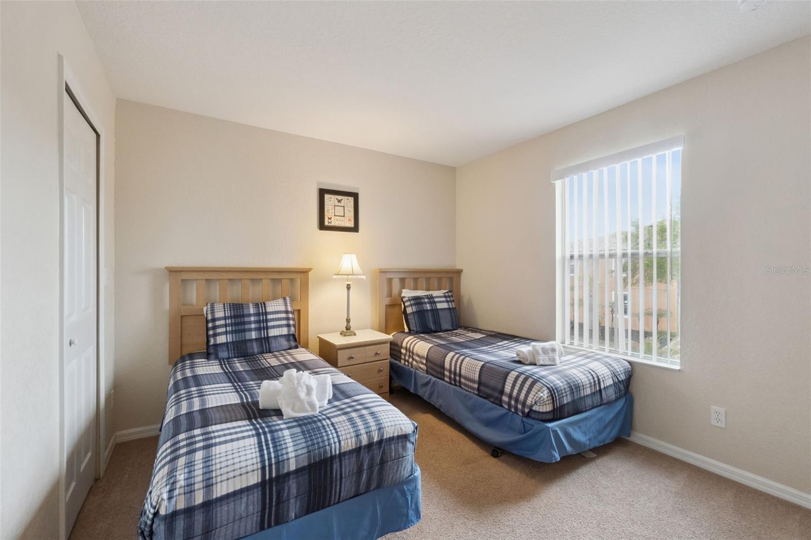 REGAL OAKS - Residential