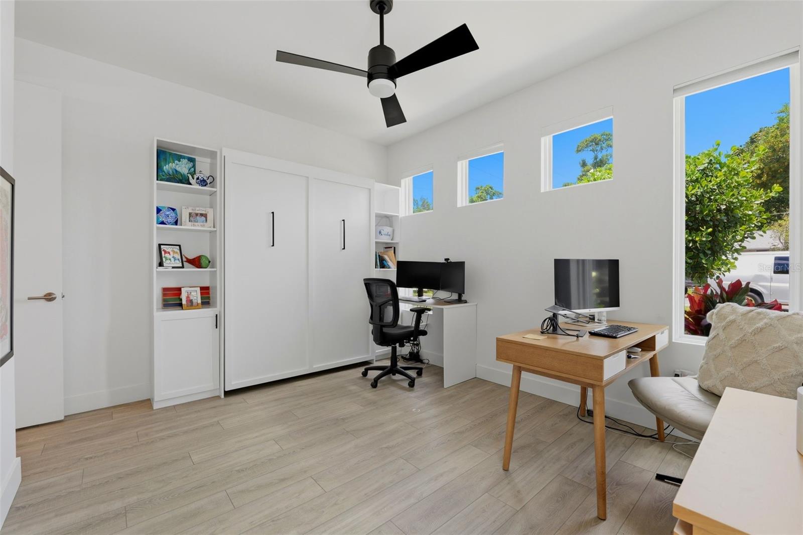 OAK RIDGE 2 - Residential