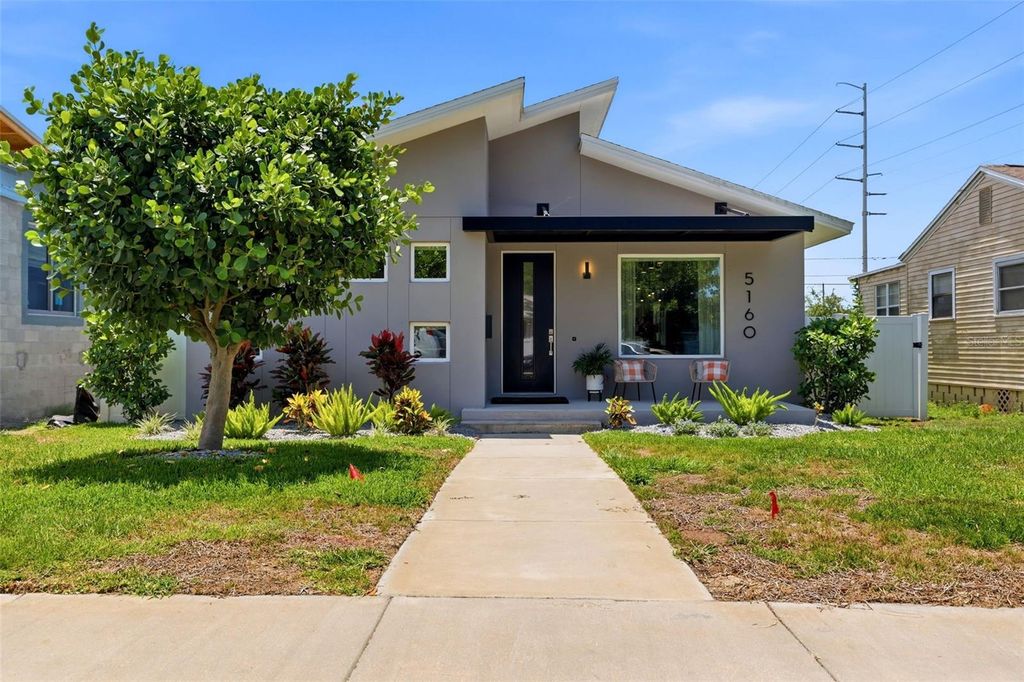 Photo of 5160 Dartmouth Avenue N, St Petersburg, FL 33710 (MLS # TB8506399)