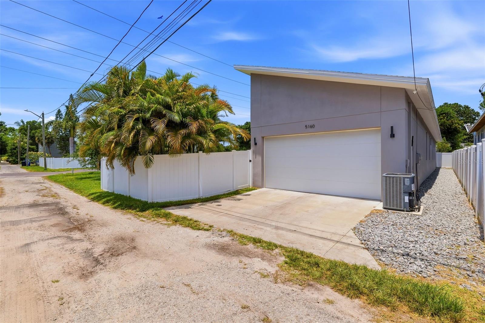 OAK RIDGE 2 - Residential