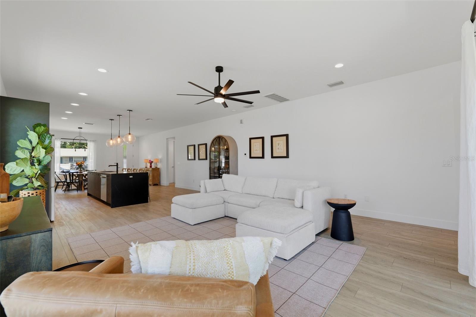 OAK RIDGE 2 - Residential