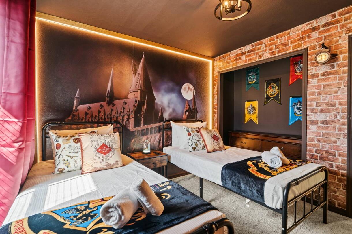 WINDSOR CAY PH 1 - Residential