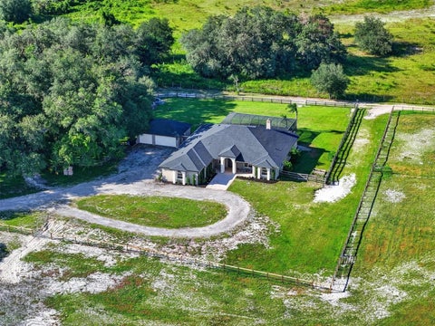 Photo of 15818 Mahoney Drive, Spring Hill, FL 34610 (MLS # TB8551900)