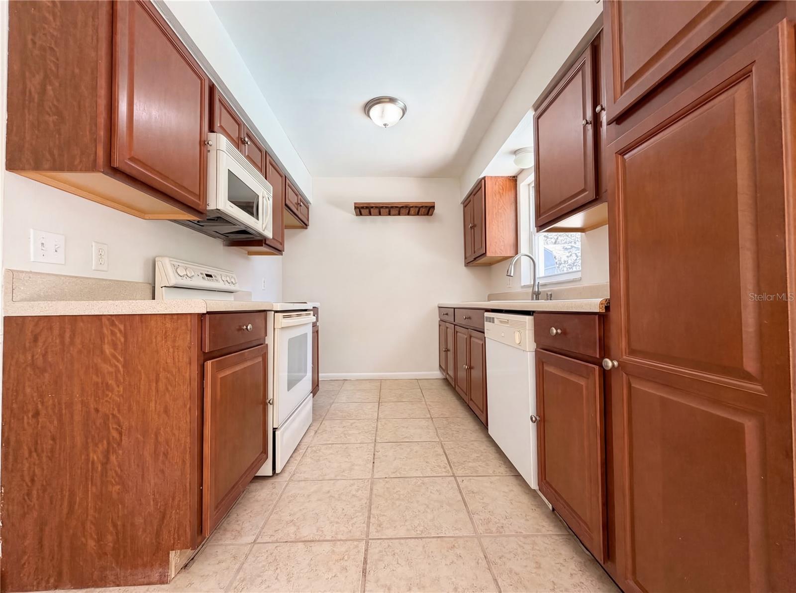 WOODBERY ESTATES - Residential