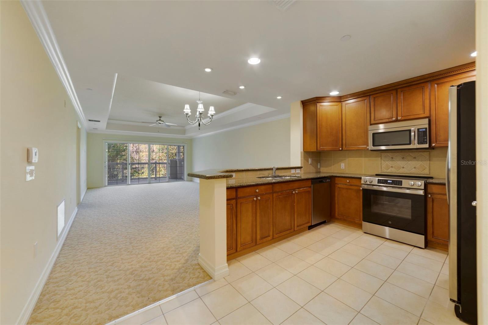 VILLAS AT REUNION SQUARE PH 4 CONDO - Residential