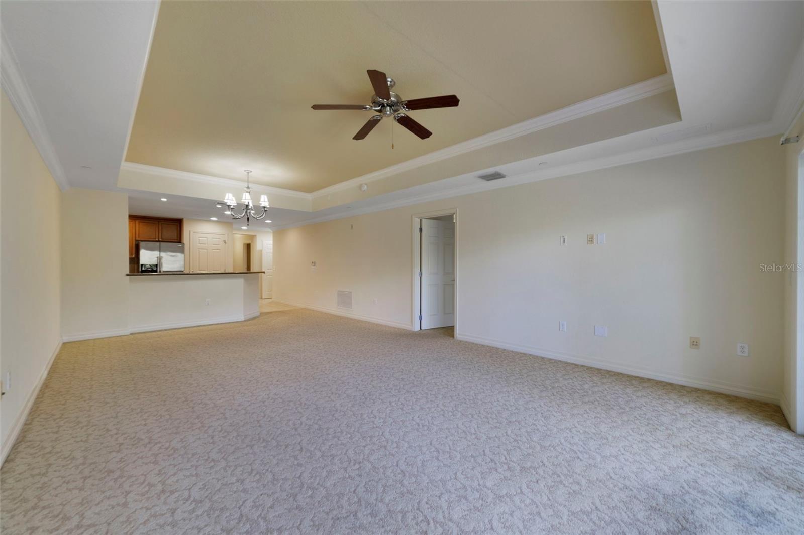 VILLAS AT REUNION SQUARE PH 4 CONDO - Residential