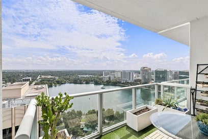 150 E ROBINSON STREET 2005 ORLANDO FL 32801