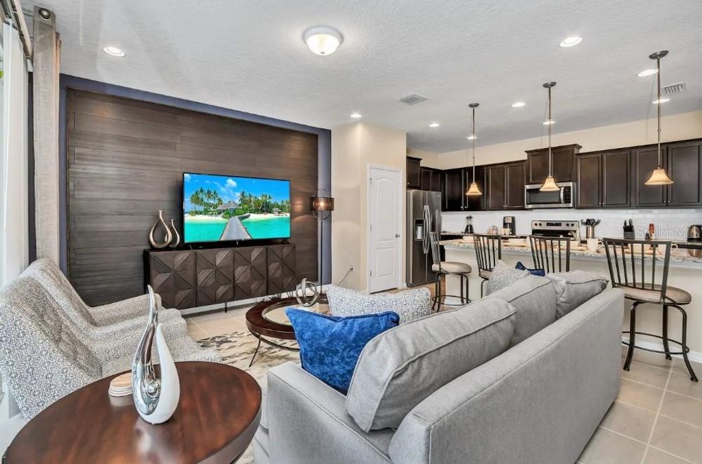 Photo of 2407 Dubai Street, Kissimmee, FL 34747 (MLS # O6398836)