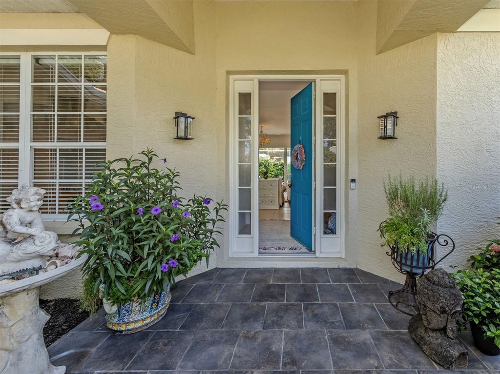 Photo of 905 Bramley Court #9, Venice, FL 34293 (MLS # N6144741)