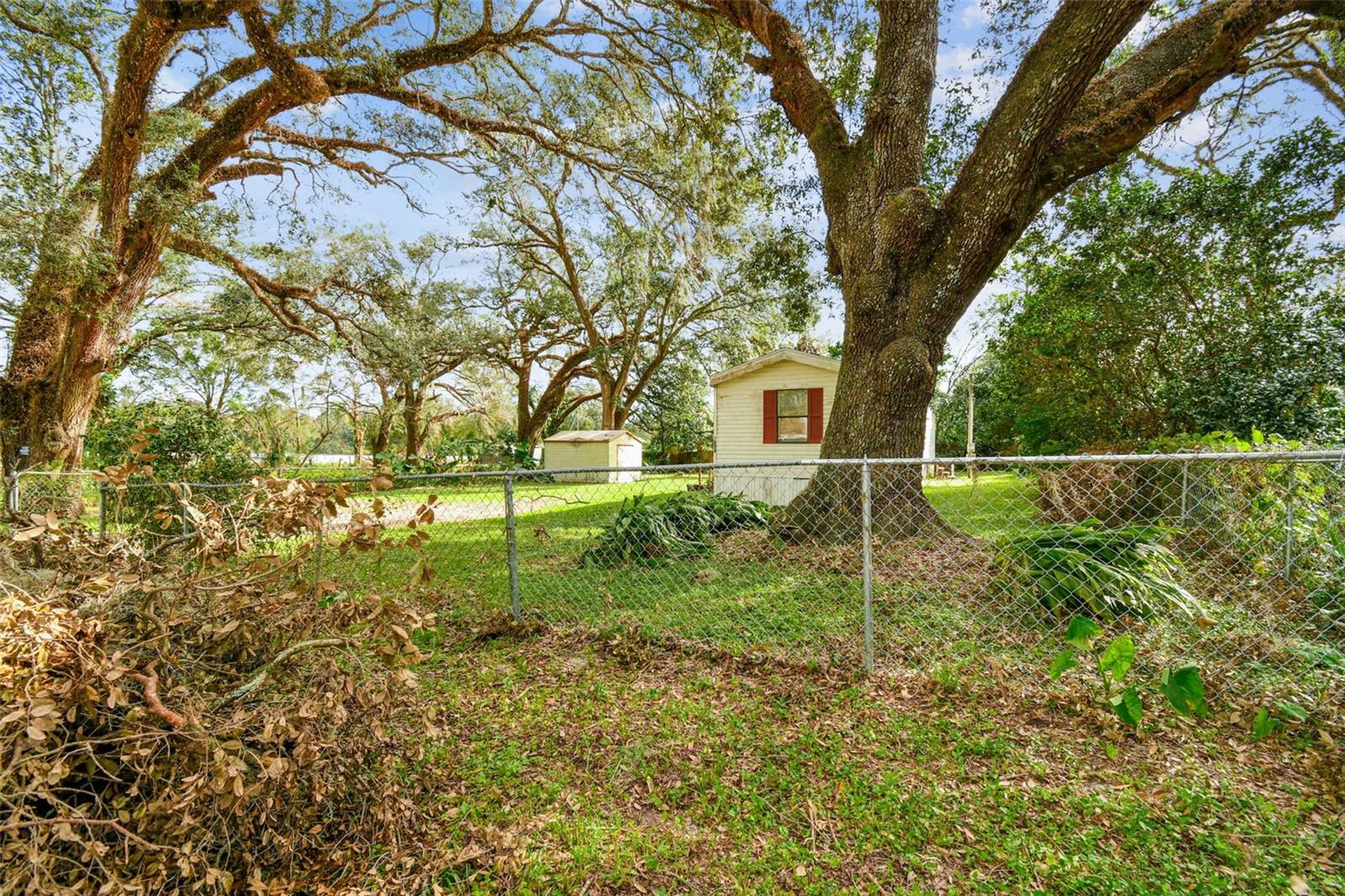 HILLCREST MANOR - Residential