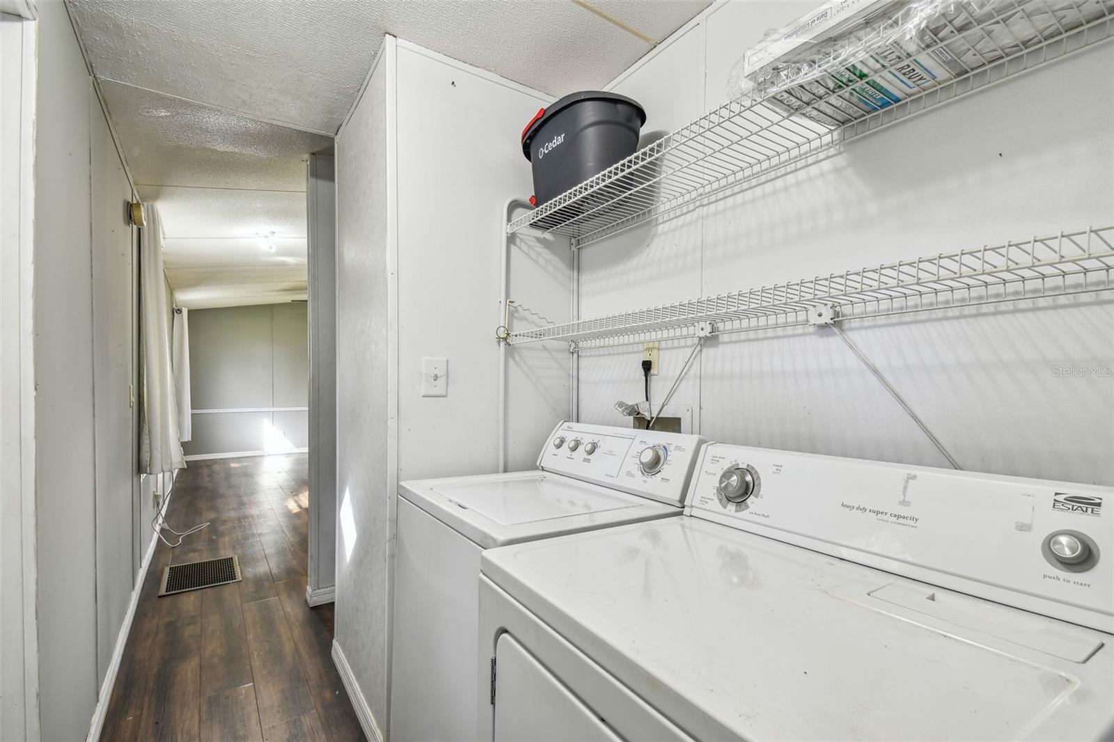 HILLCREST MANOR - Residential