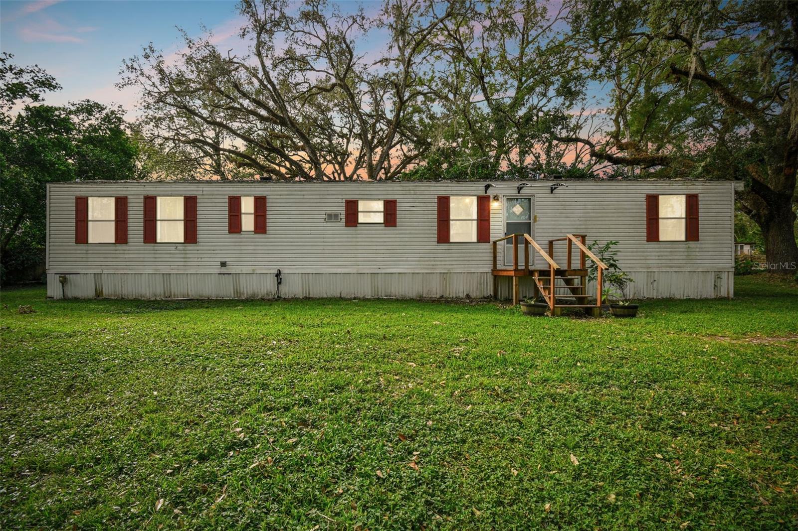 HILLCREST MANOR - Residential