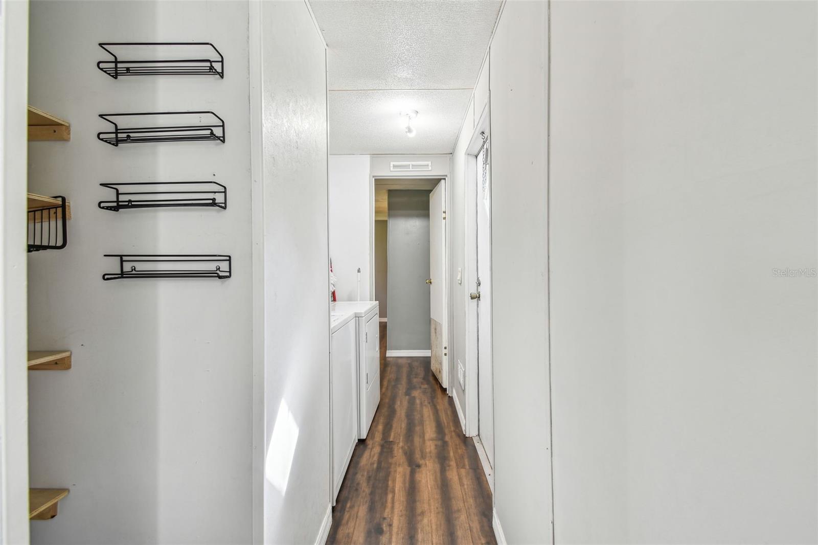 HILLCREST MANOR - Residential