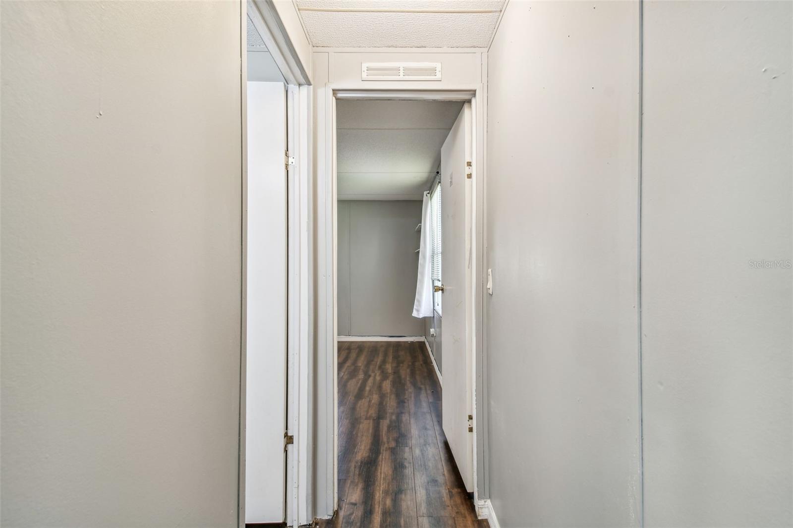 HILLCREST MANOR - Residential