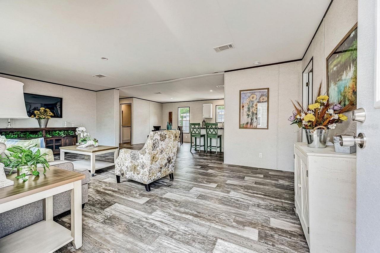 MOBILE HOME MDWS - Residential