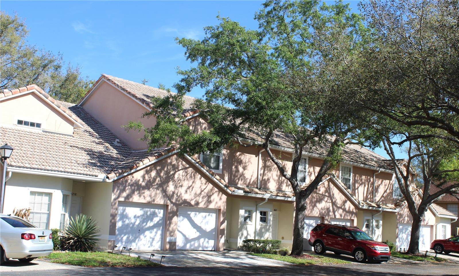 GREENBROOK VILLAS AT ERROL ESTATES 02 - Residential