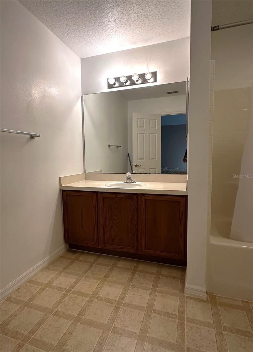 GREENBROOK VILLAS AT ERROL ESTATES 02 - Residential