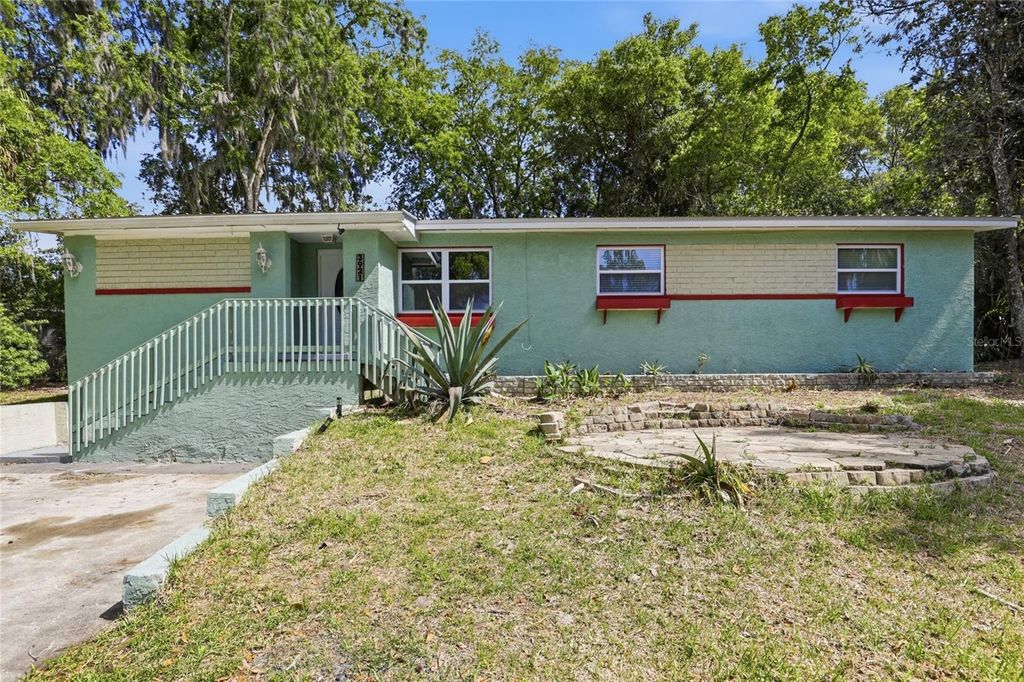 Photo of 3921 SE 14th Terrace, Gainesville, FL 32641 (MLS # GC539374)