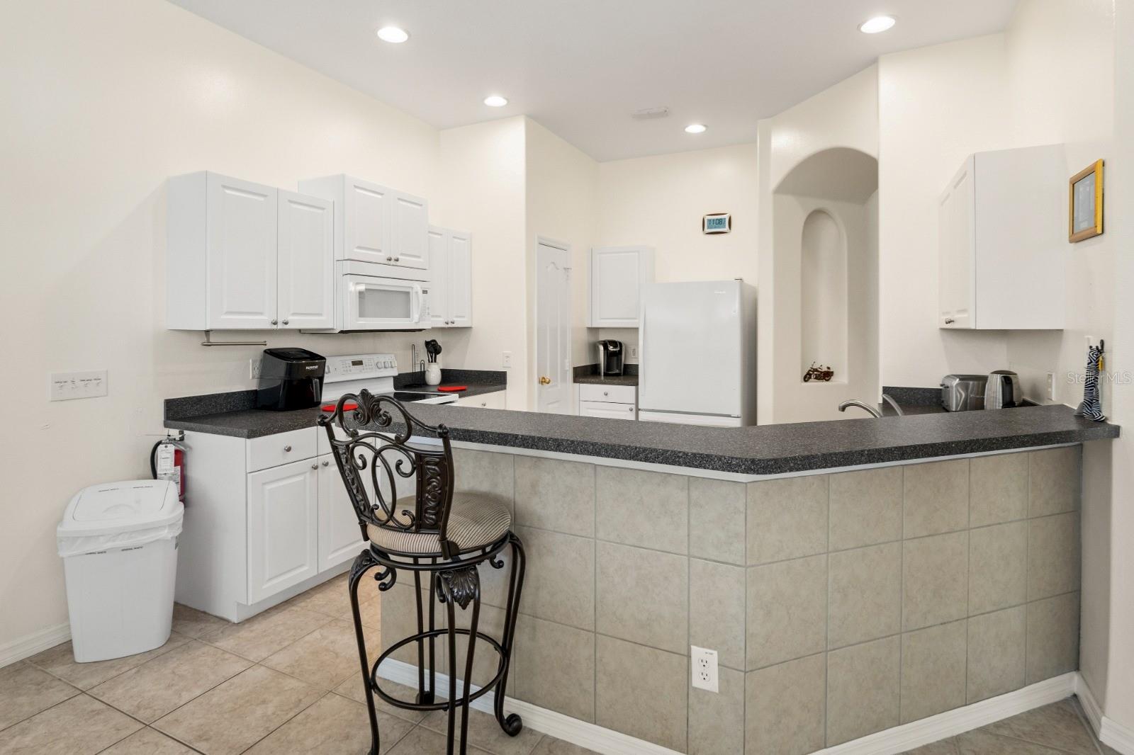 805 TUSCAN HILLS BOULEVARD