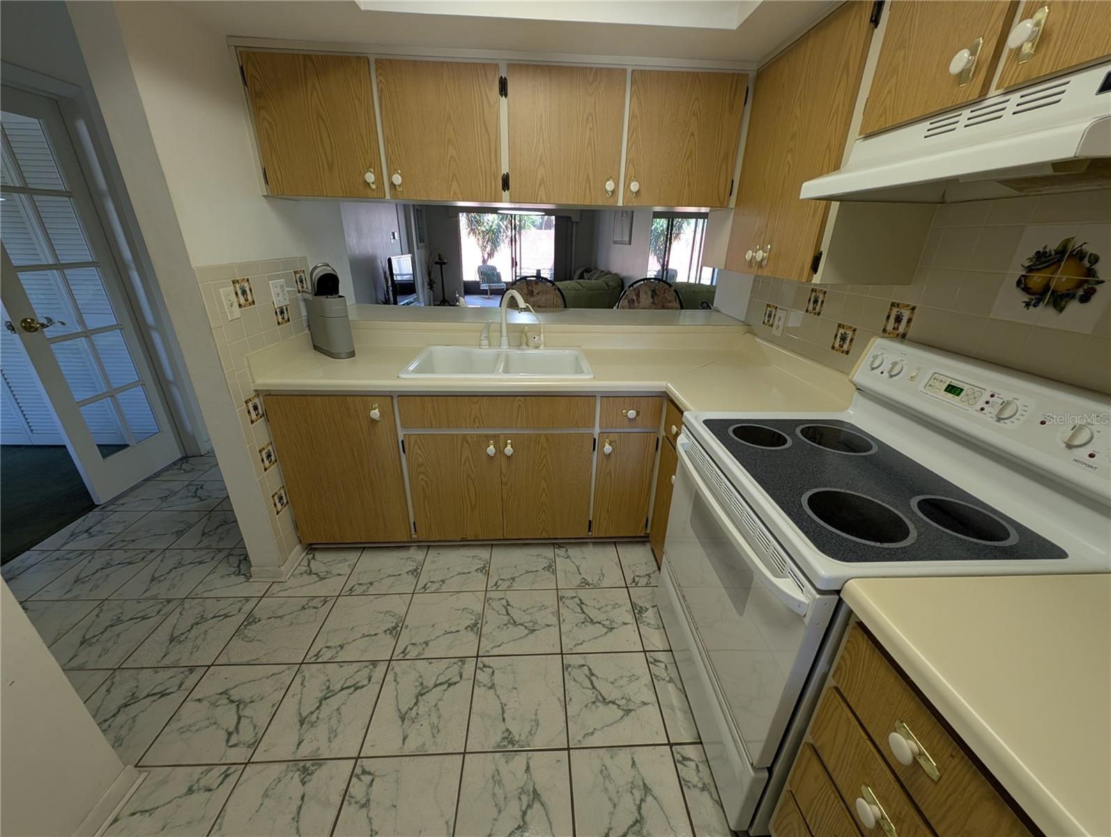 VILLAS OF SUNSET GROVE - Residential