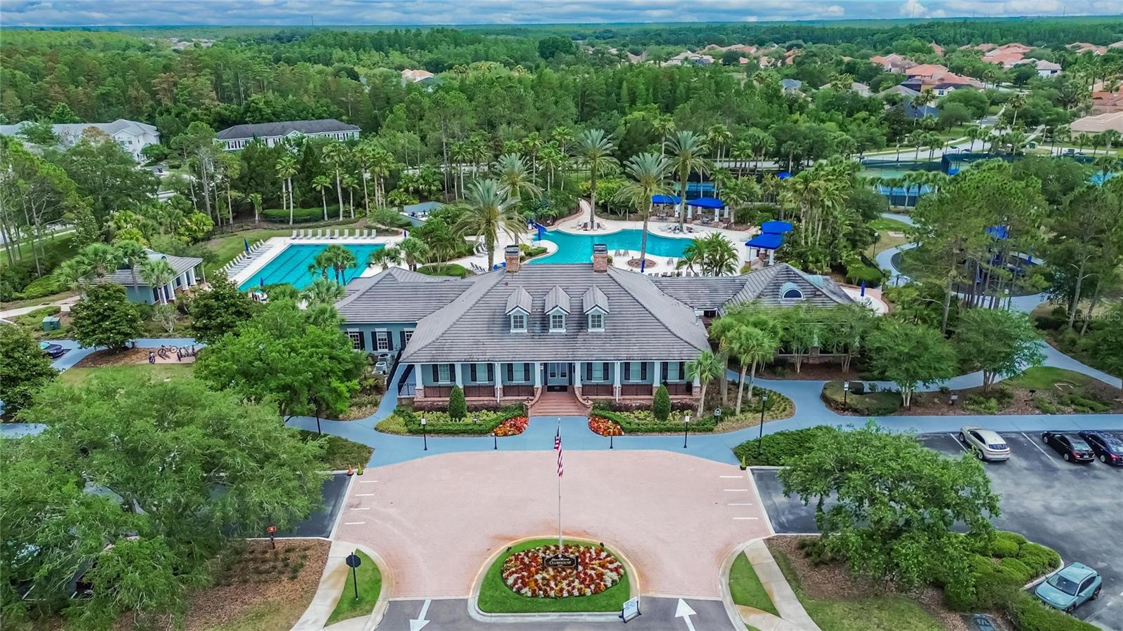 GRAND HAMPTON PH 5 - Residential