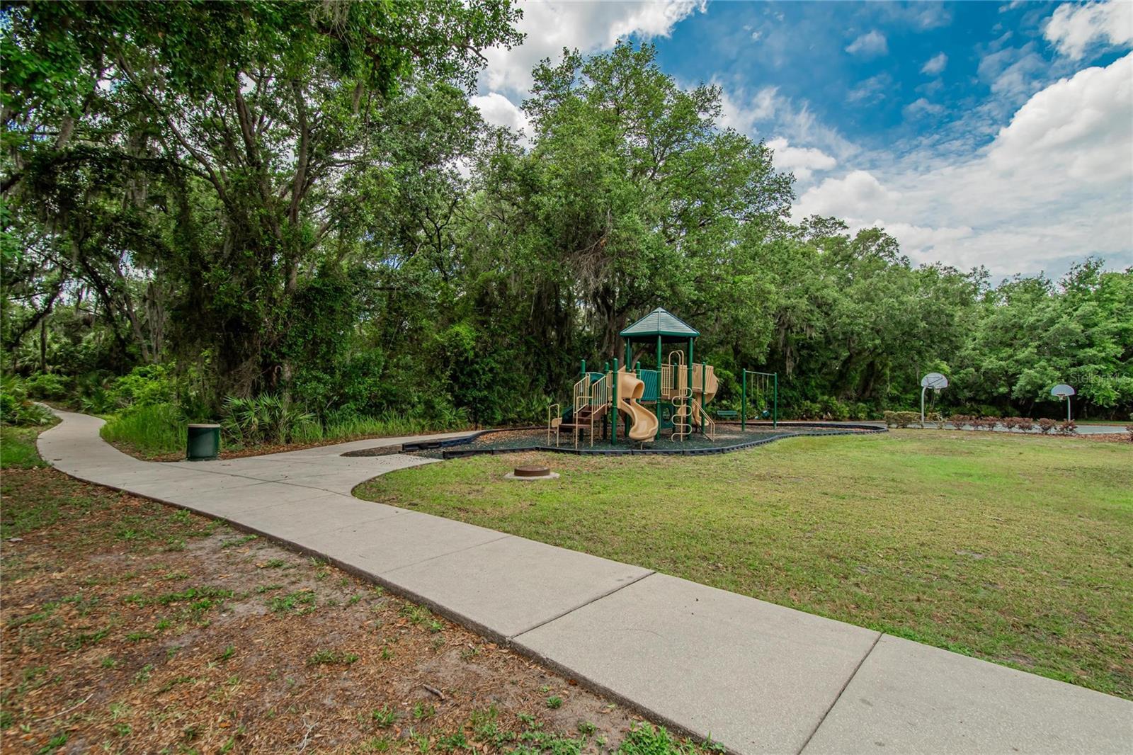 GRAND HAMPTON PH 5 - Residential