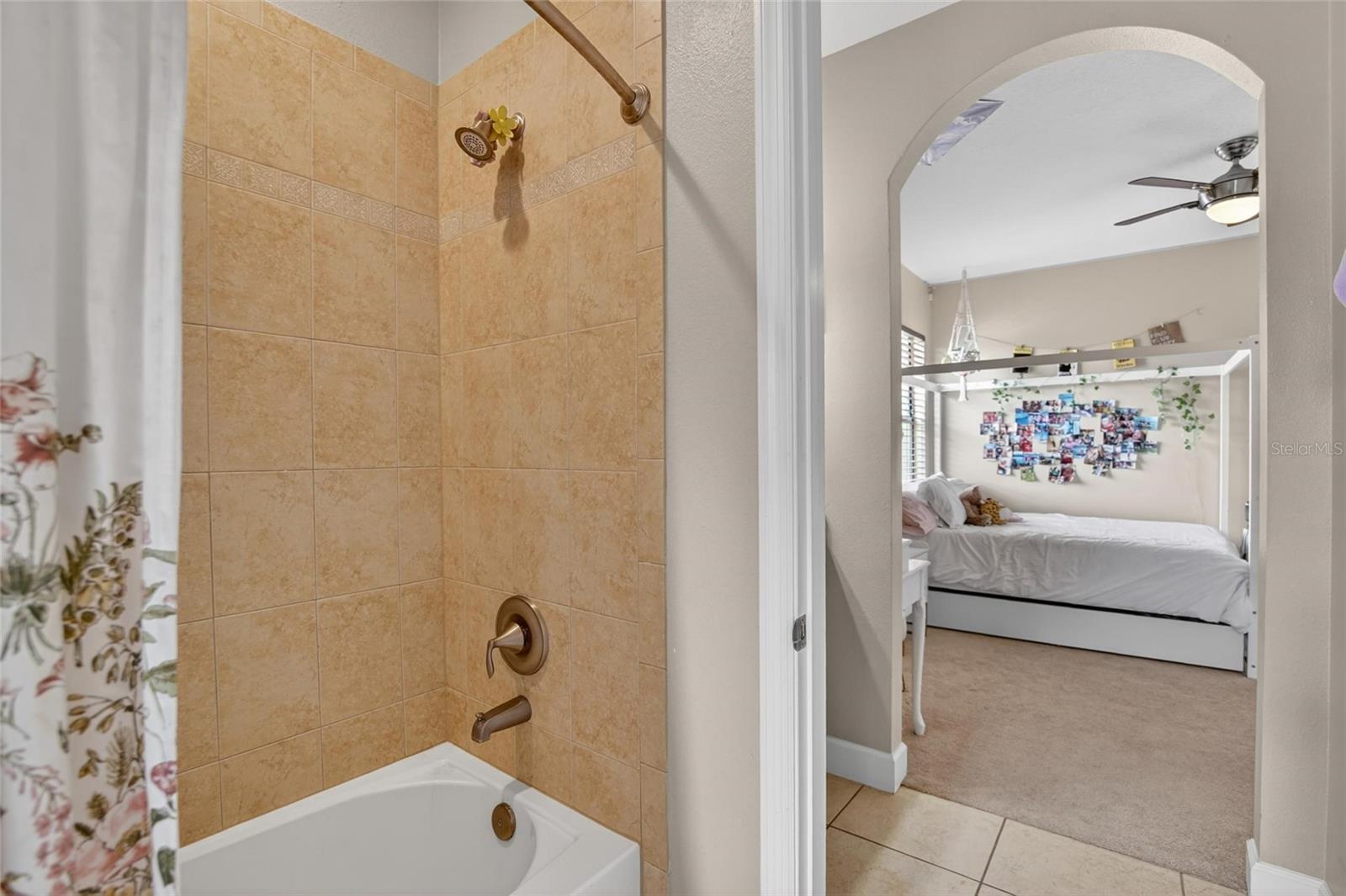 GRAND HAMPTON PH 5 - Residential