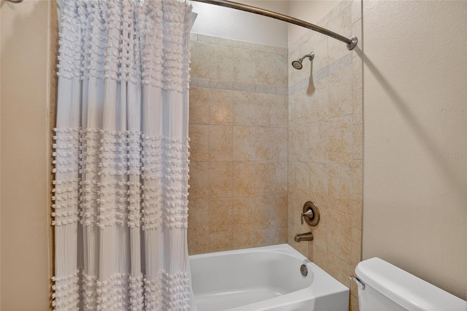 GRAND HAMPTON PH 5 - Residential