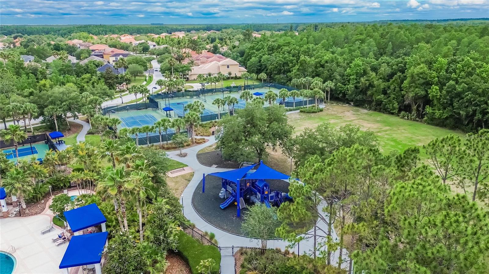 GRAND HAMPTON PH 5 - Residential
