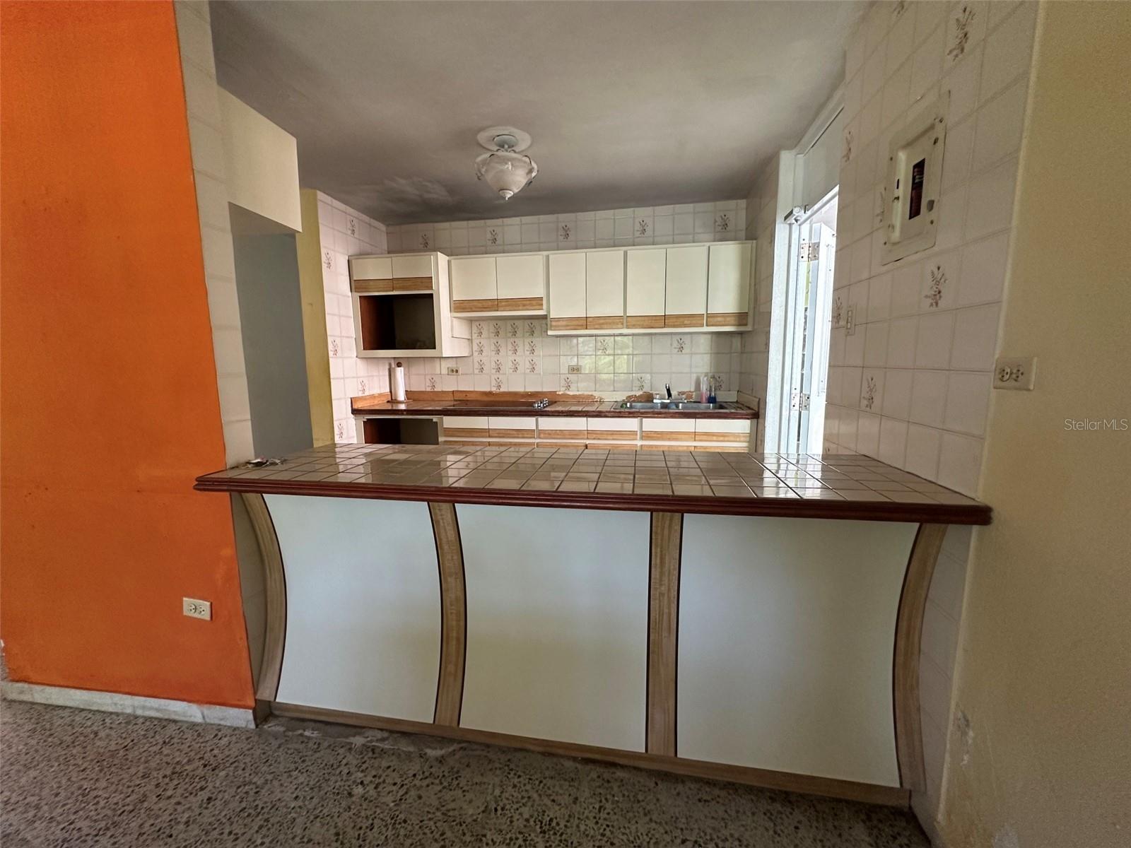 SANTA ISIDRA 4 - Residential