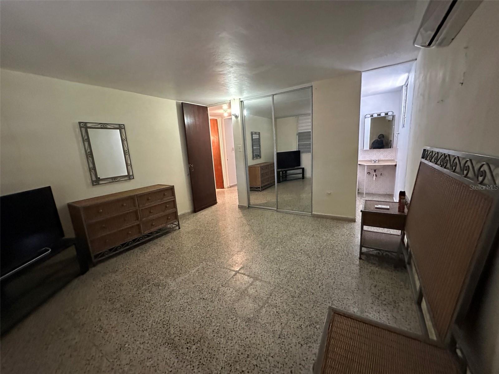 SANTA ISIDRA 4 - Residential