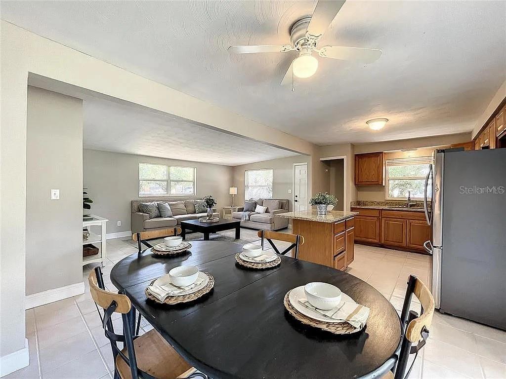 ZEPHYR HEIGHTS 1ST ADD - Residential