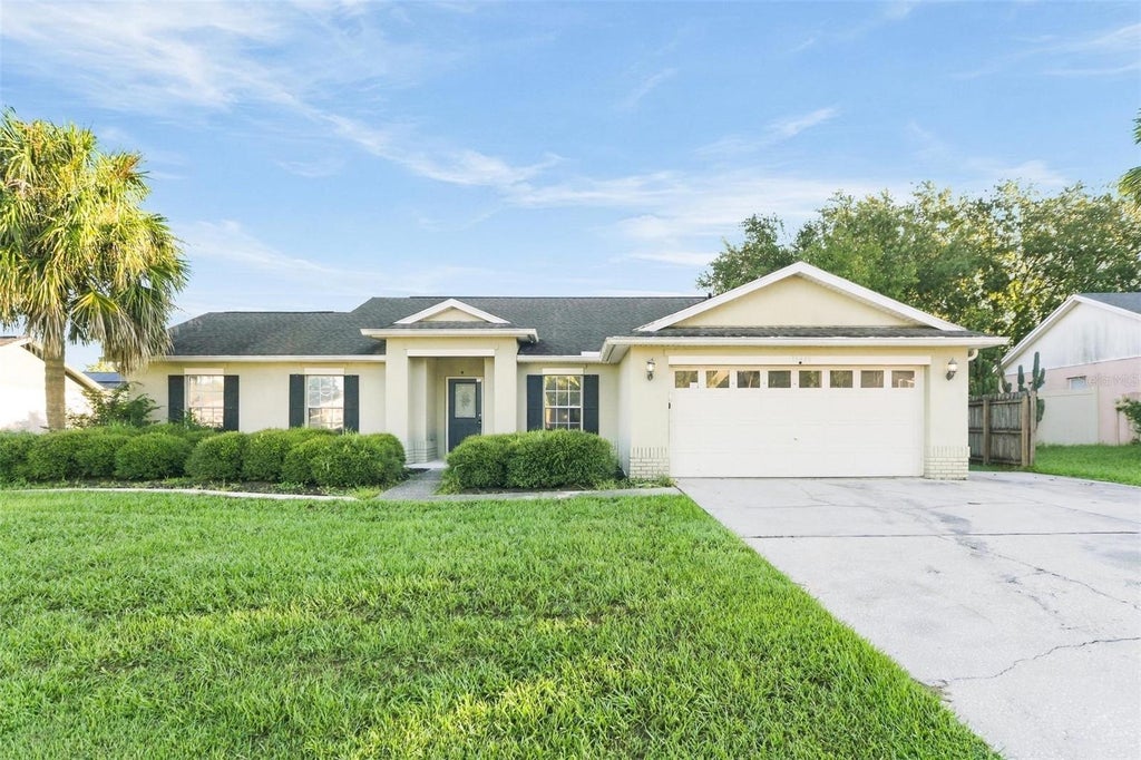 Photo of 14428 Peppermill Trail, Clermont, FL 34711 (MLS # TB8561583)