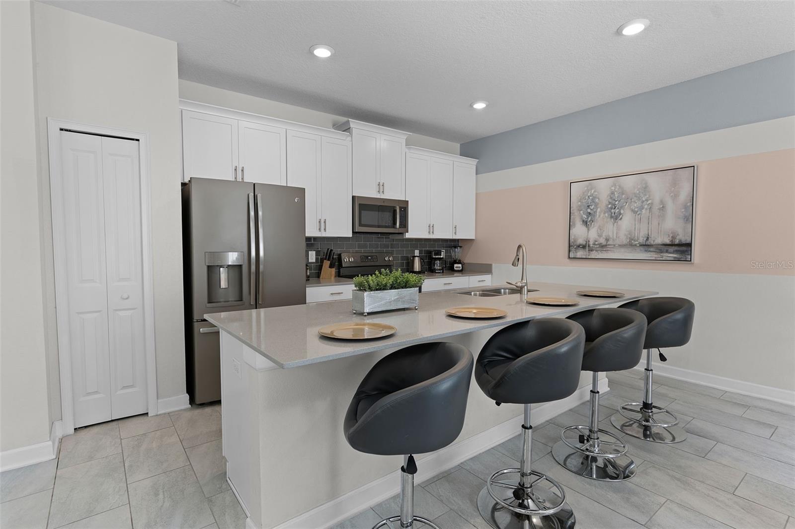 1565 PLUNKER DRIVE