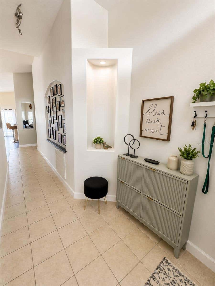 Photo of 631 Old Bridge Circle, Davenport, FL 33897 (MLS # O6435863)