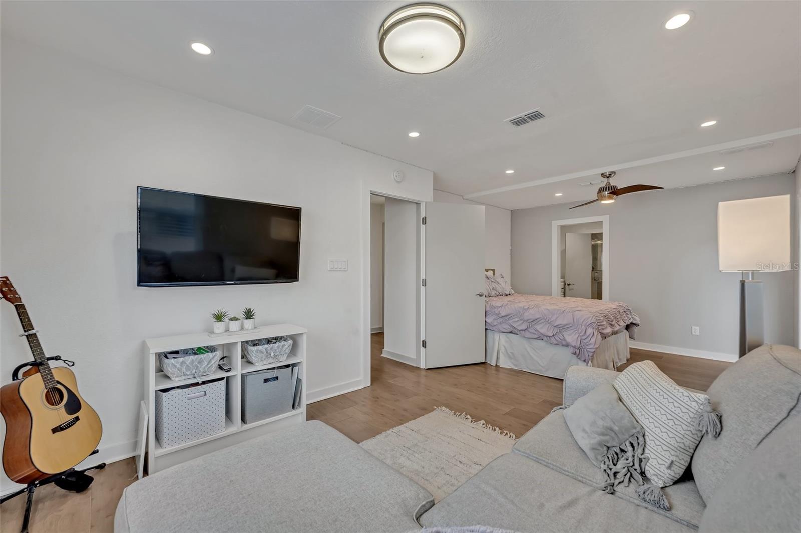 COMSTOCK PARK - Residential