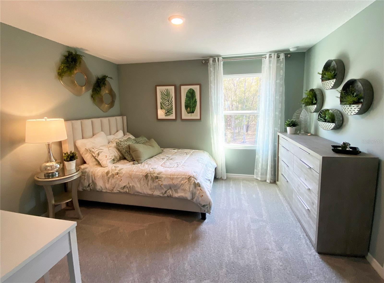 OAKS PRESERVE - Residential