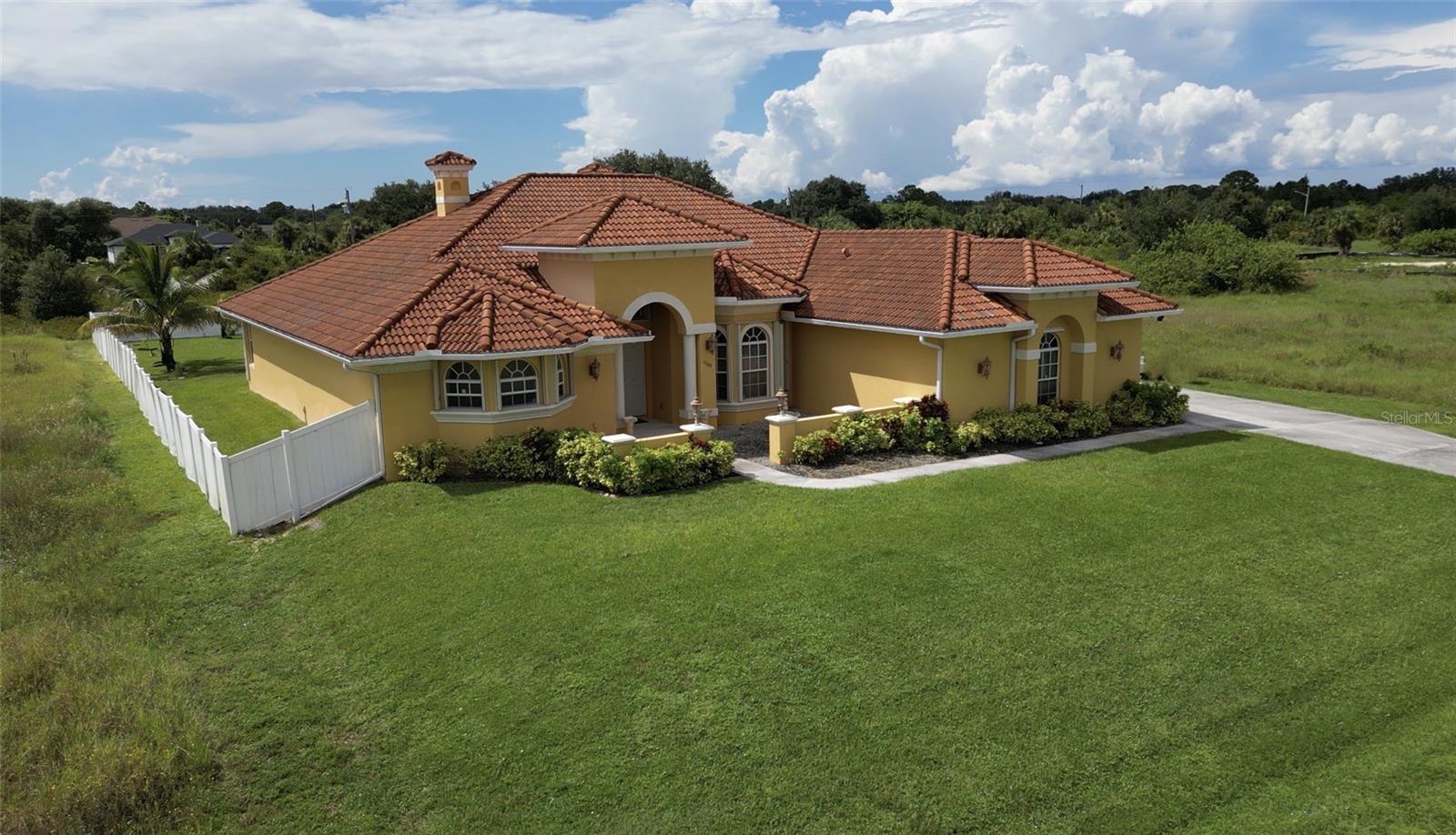 LEHIGH ACRES - Residential